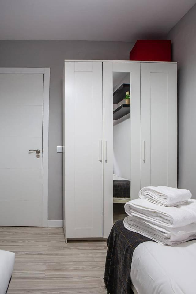 Lovely 3 Bedroom Apartment Next To Fuencarral Madrid Exterior foto